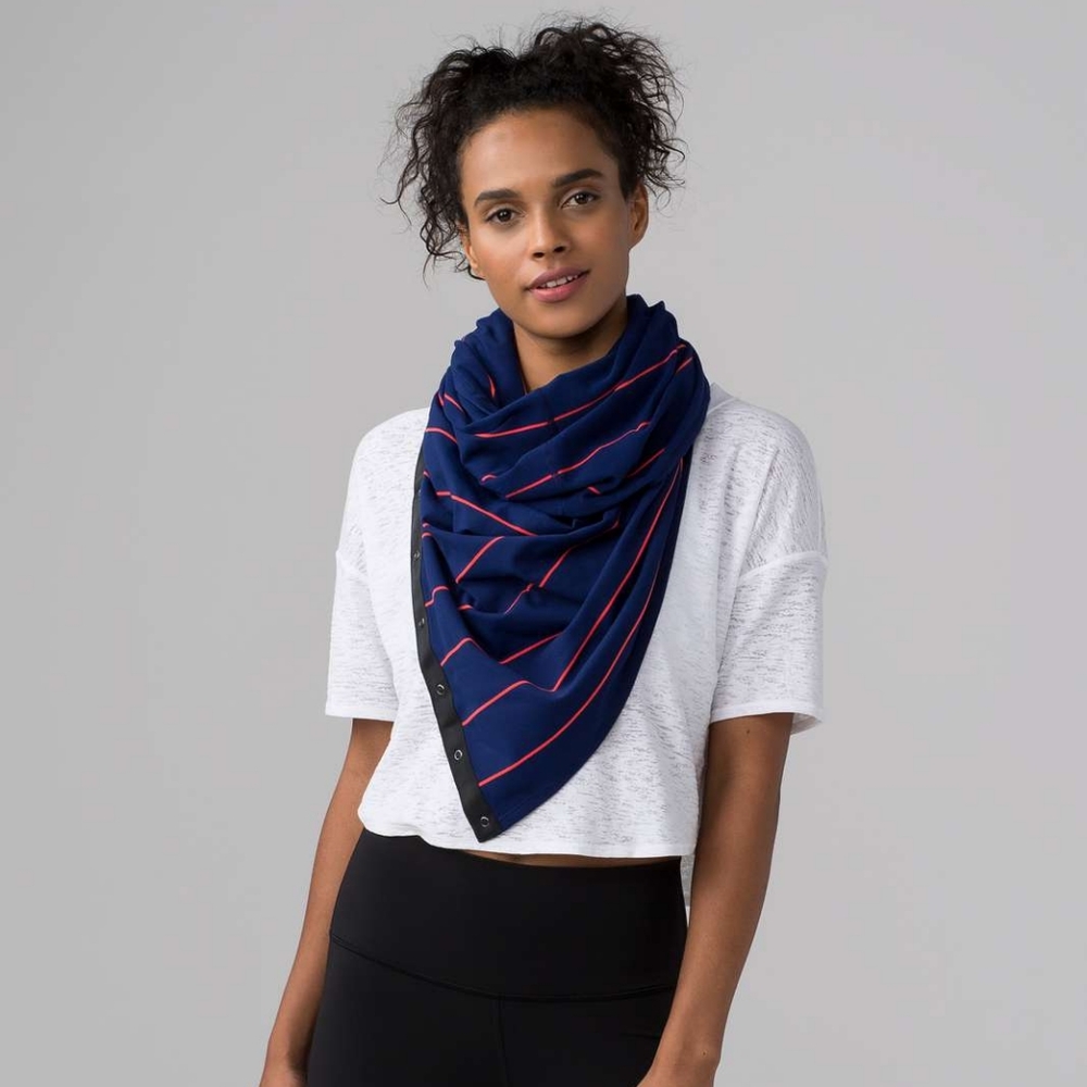 { Lululemon} Vinyasa Scarf Blue Stripe